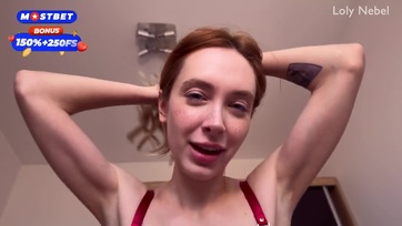 Ráesett a hálótársa pöcsére a cuki szukás tini csaj miután lefalcolt otthonról a csávója Thumb